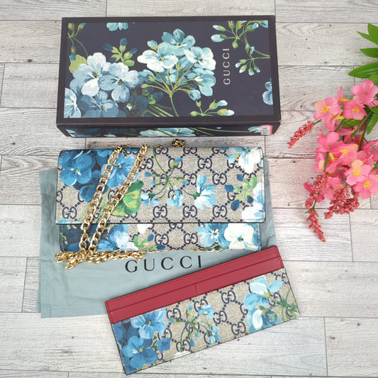 Gucci GG Supreme Blue Blooms Continental Wallet with Card Holder