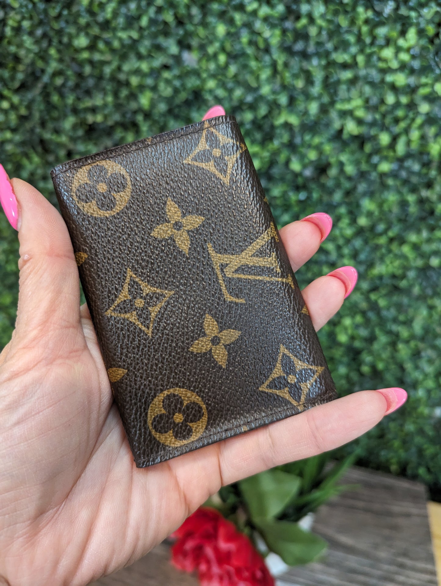 Louis Vuitton 6 Key Holder