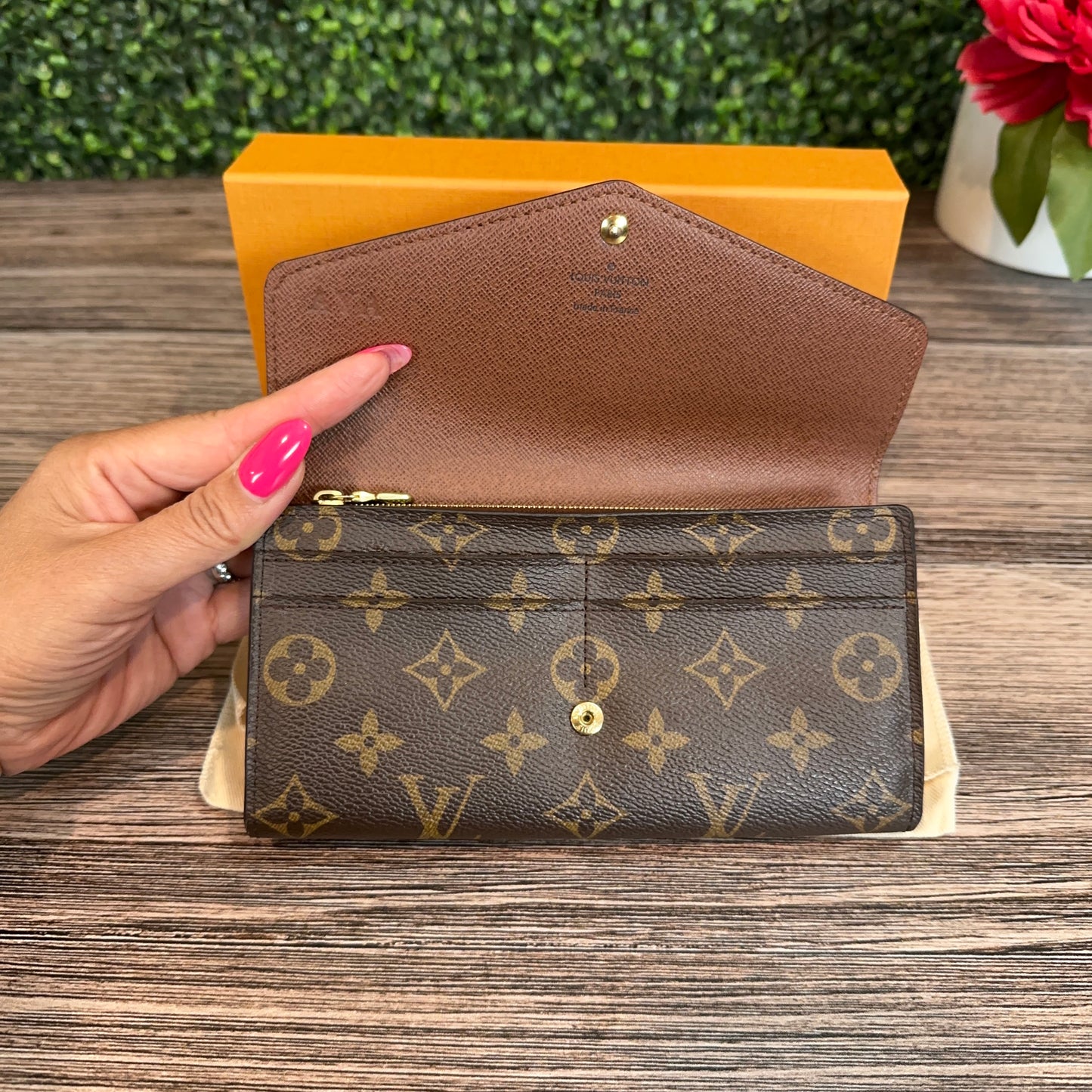 Louis Vuitton Sarah Wallet