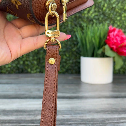 Louis Vuitton Pochette Orsay Clutch