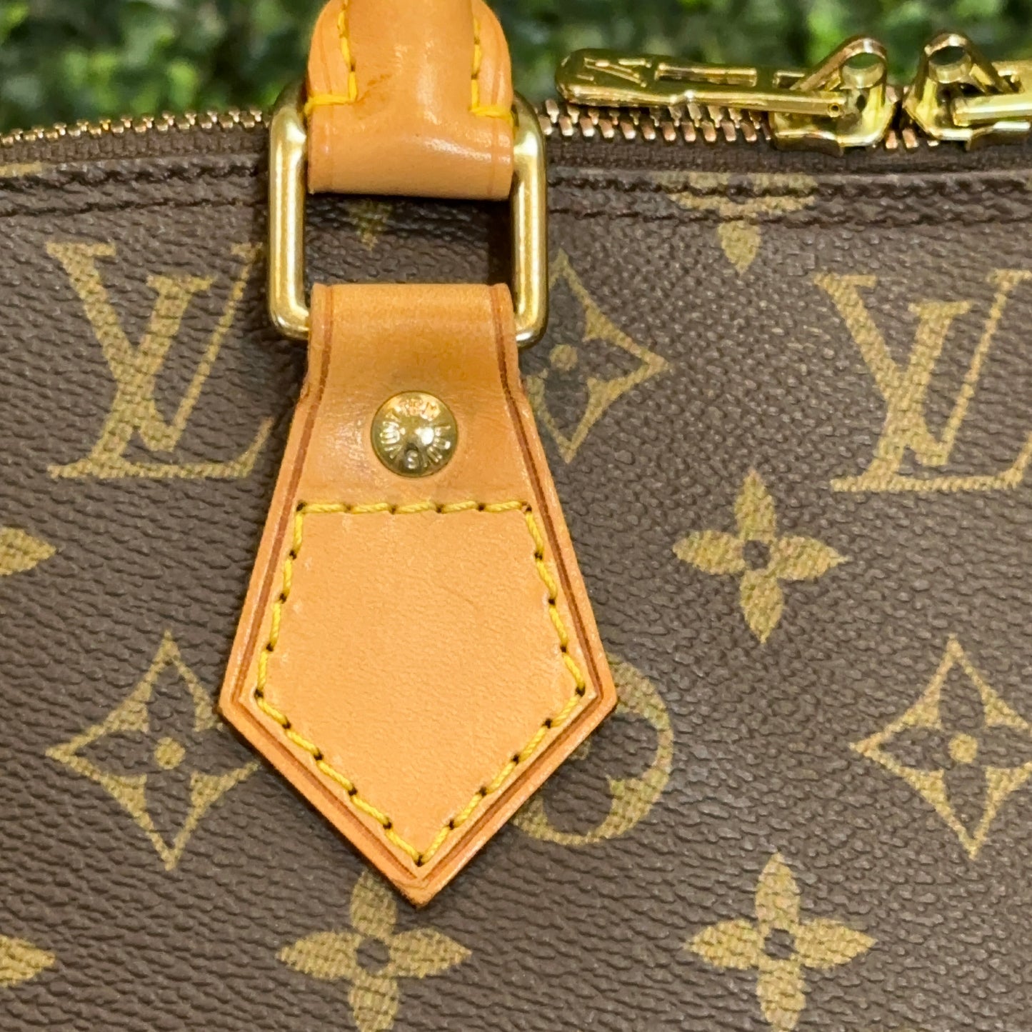 Louis Vuitton Alma PM