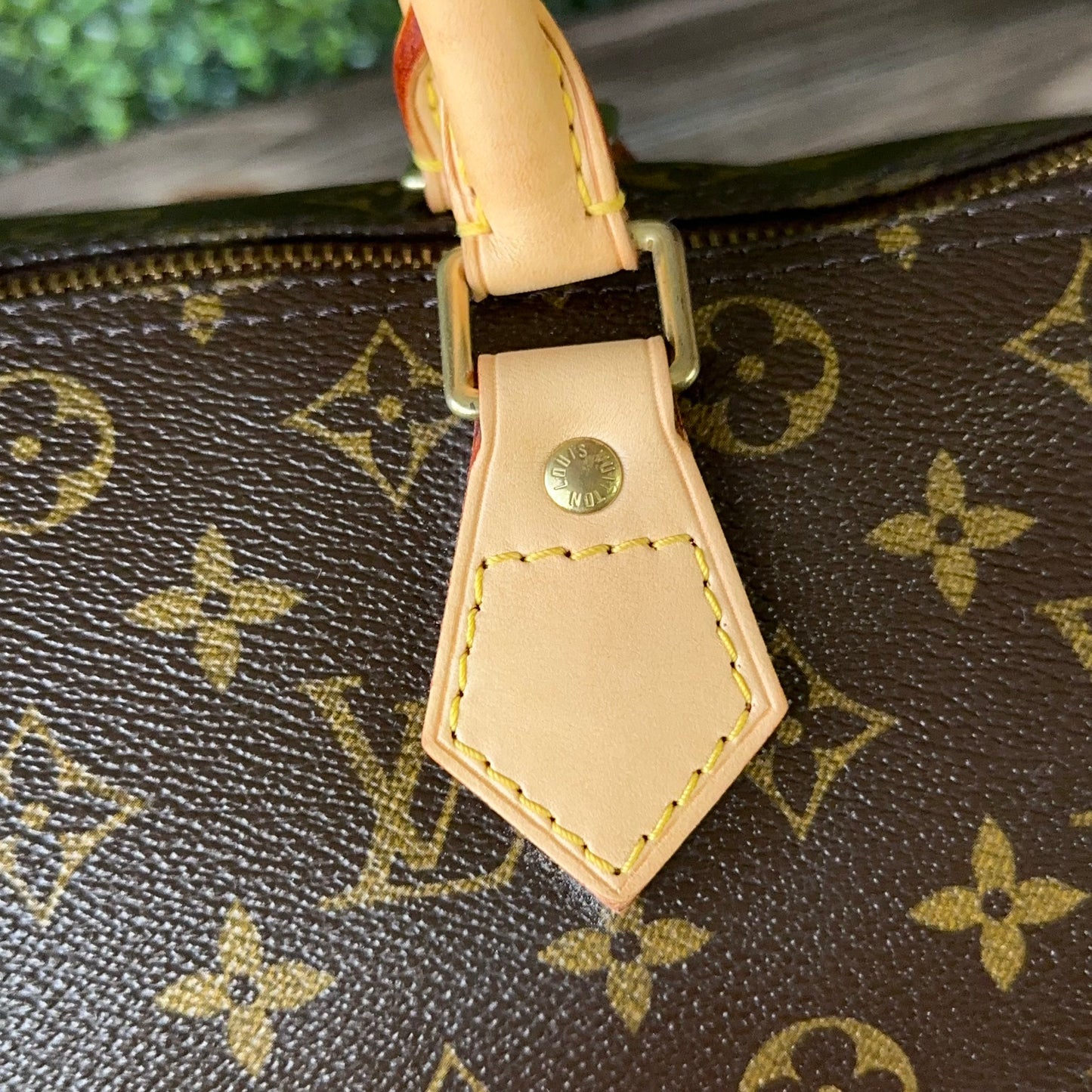 LOUIS VUITTON MONOGRAM CANVAS SPEEDY 30