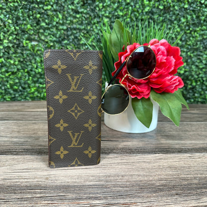 Louis Vuitton Simple Eyeglass Case