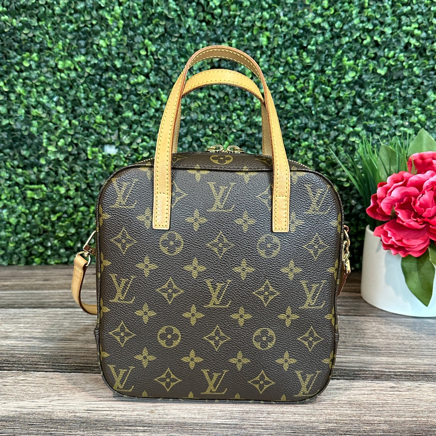 Louis Vuitton Spontini