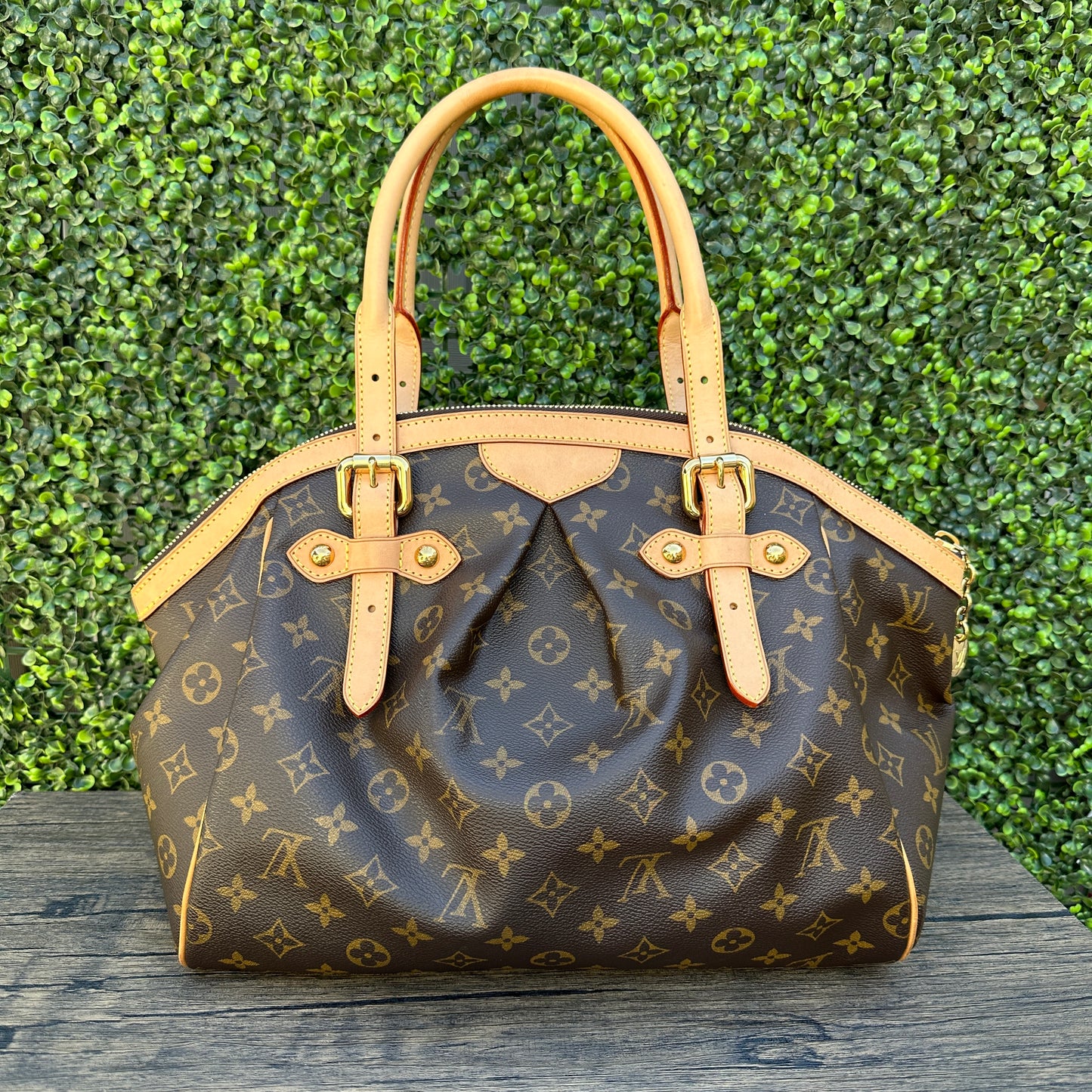 Louis Vuitton Tivoli GM Monogram Canvas