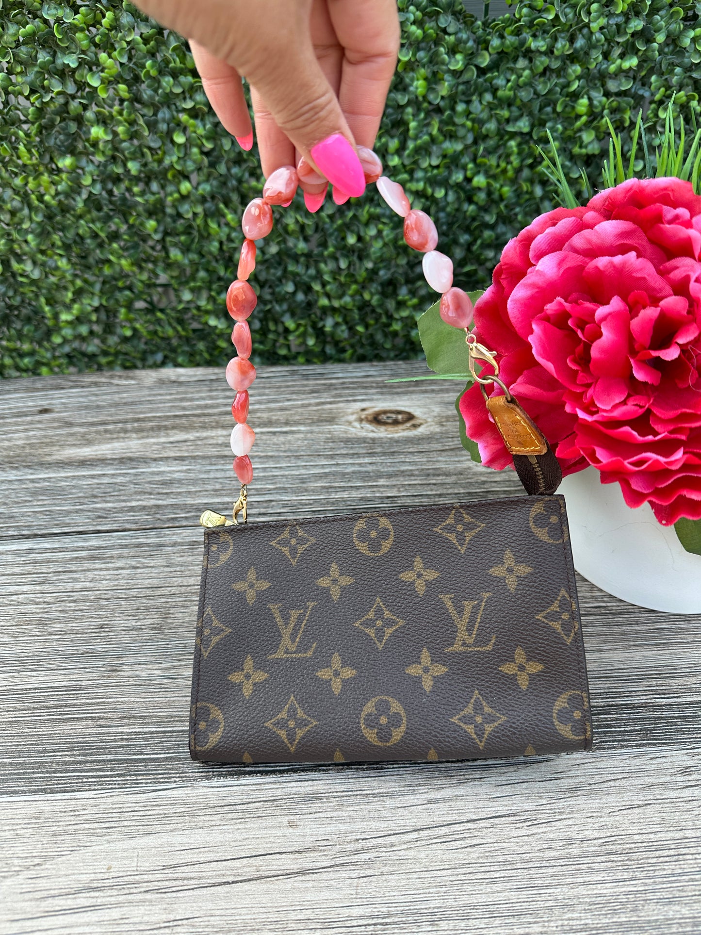 Louis Vuitton Bucket Pouch Monogram