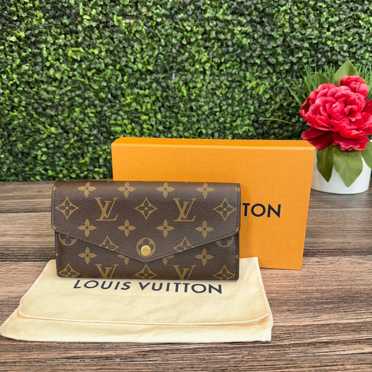 Louis Vuitton Sarah Wallet