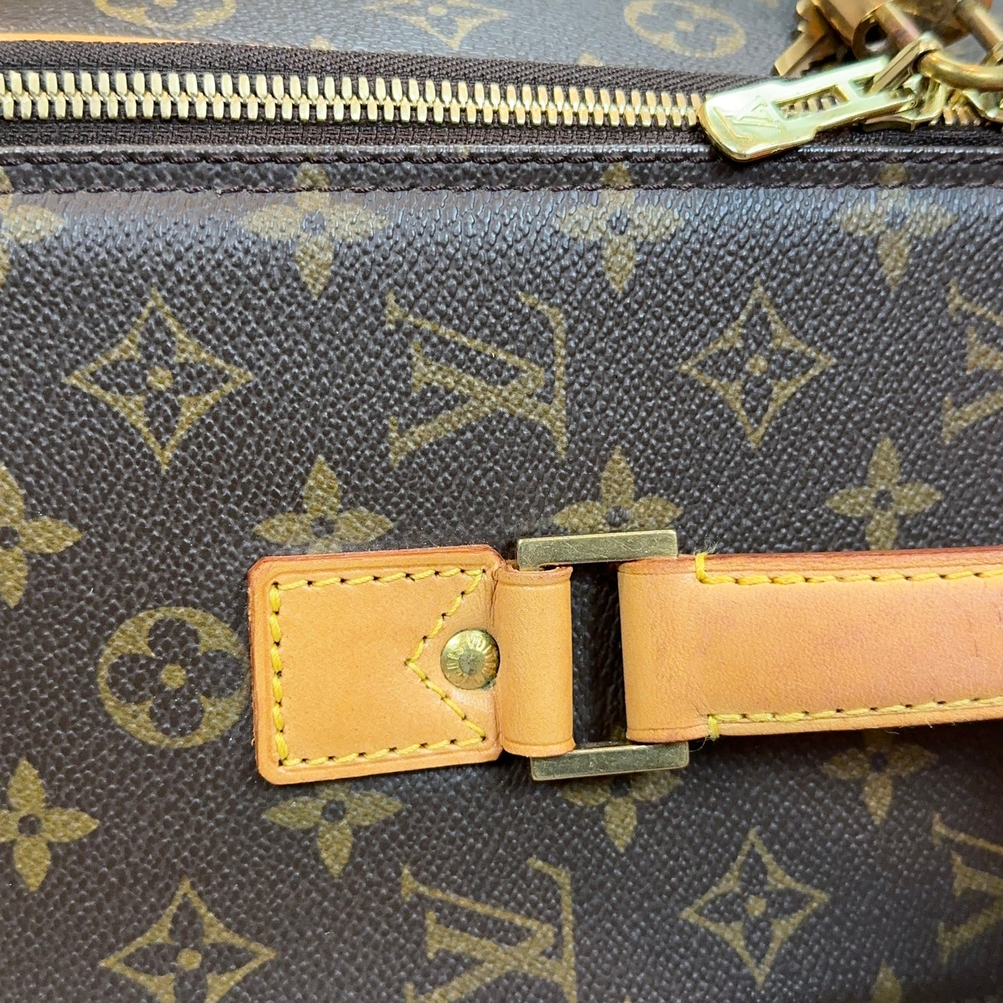 Louis Vuitton Monogram Packall PM