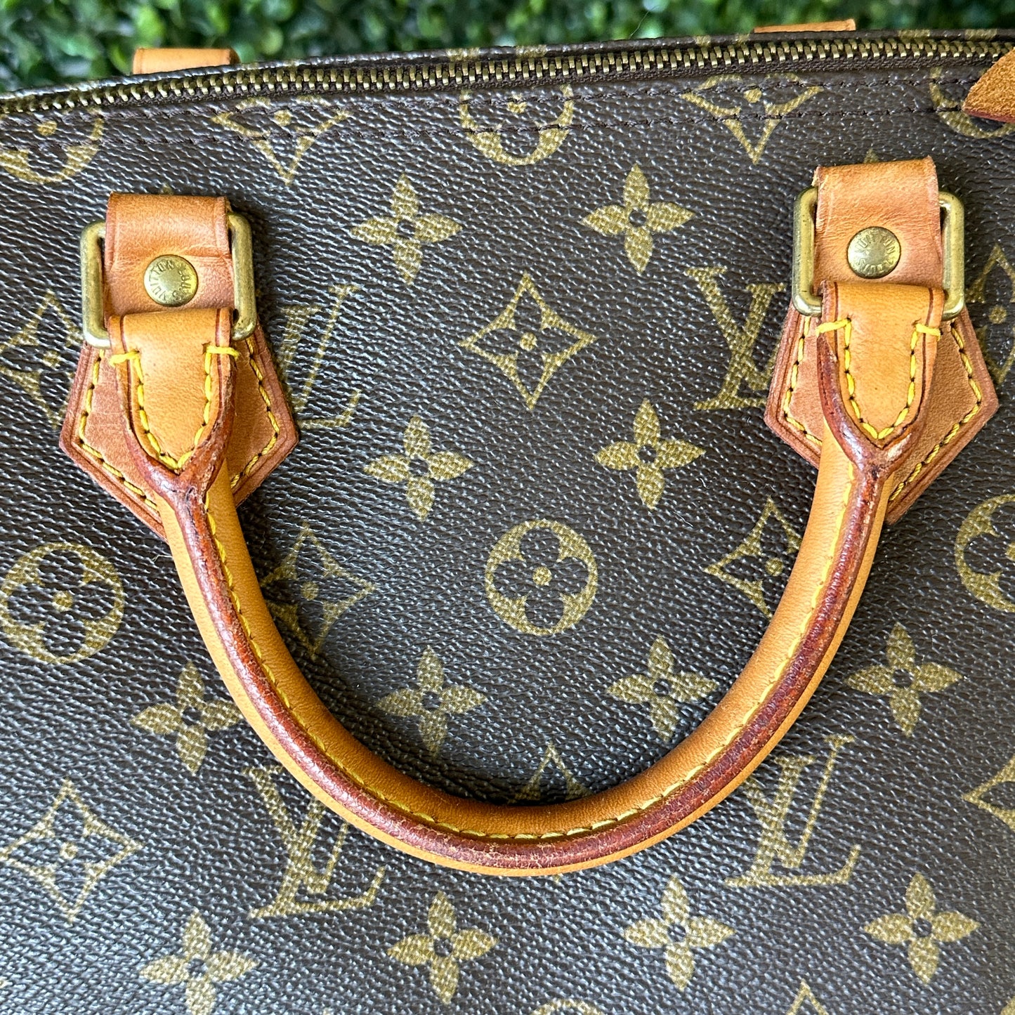 LOUIS VUITTON Speedy 30 Monogram Canvas