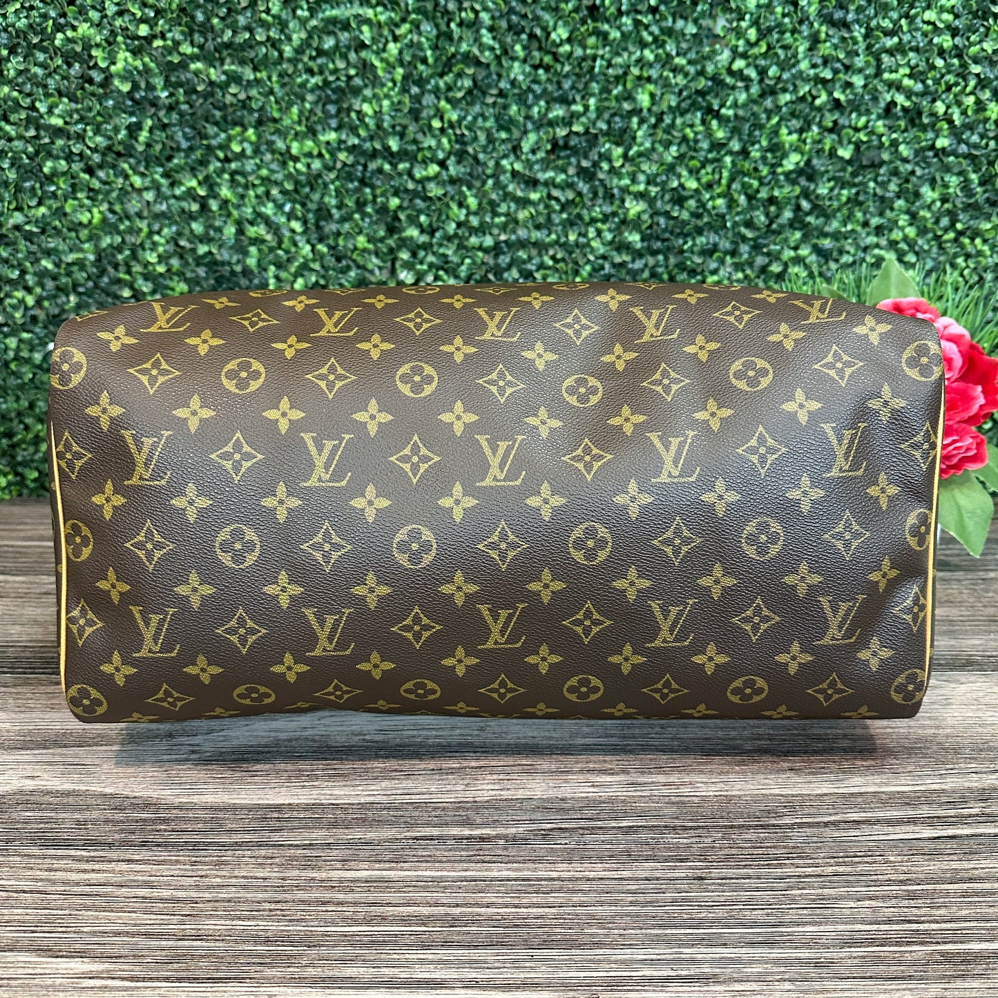 Louis Vuitton Speedy 40 Monogram Canvas