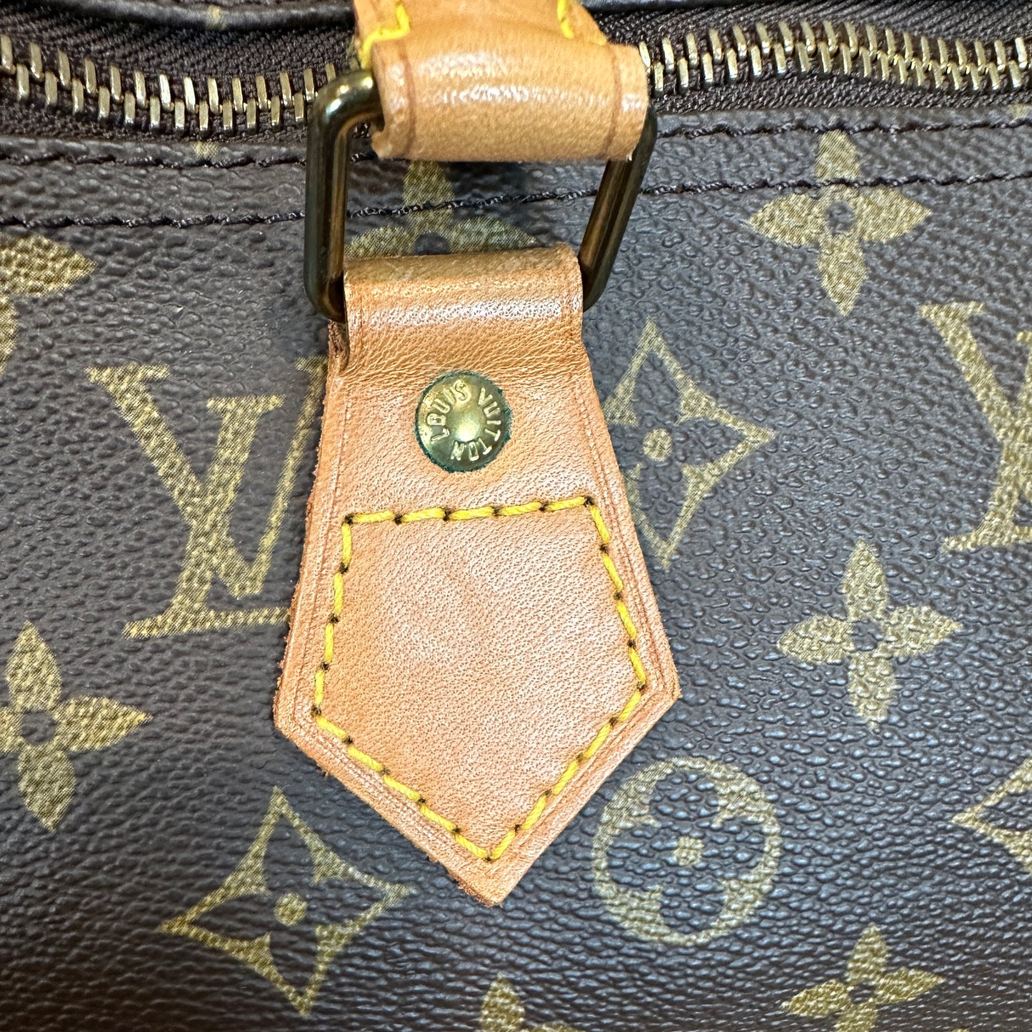 Louis Vuitton Speedy 40 Monogram Canvas