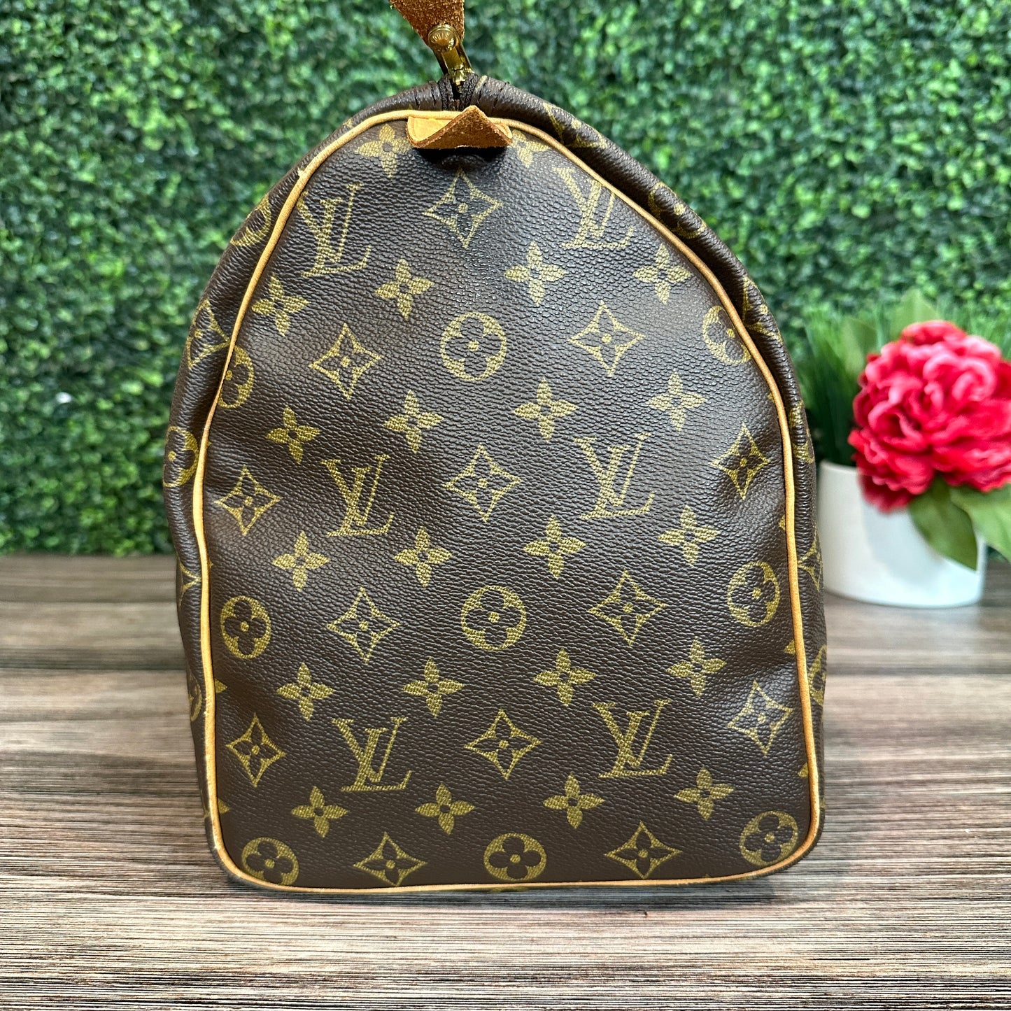 Louis Vuitton Speedy 40 Monogram Canvas