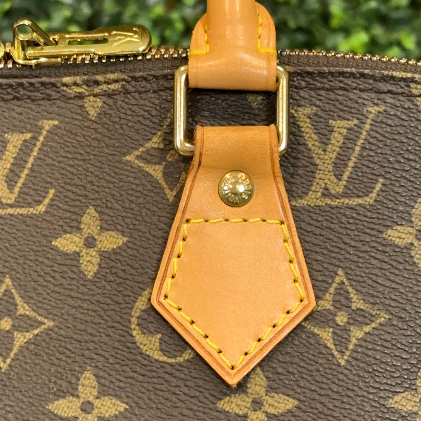 Louis Vuitton Alma PM