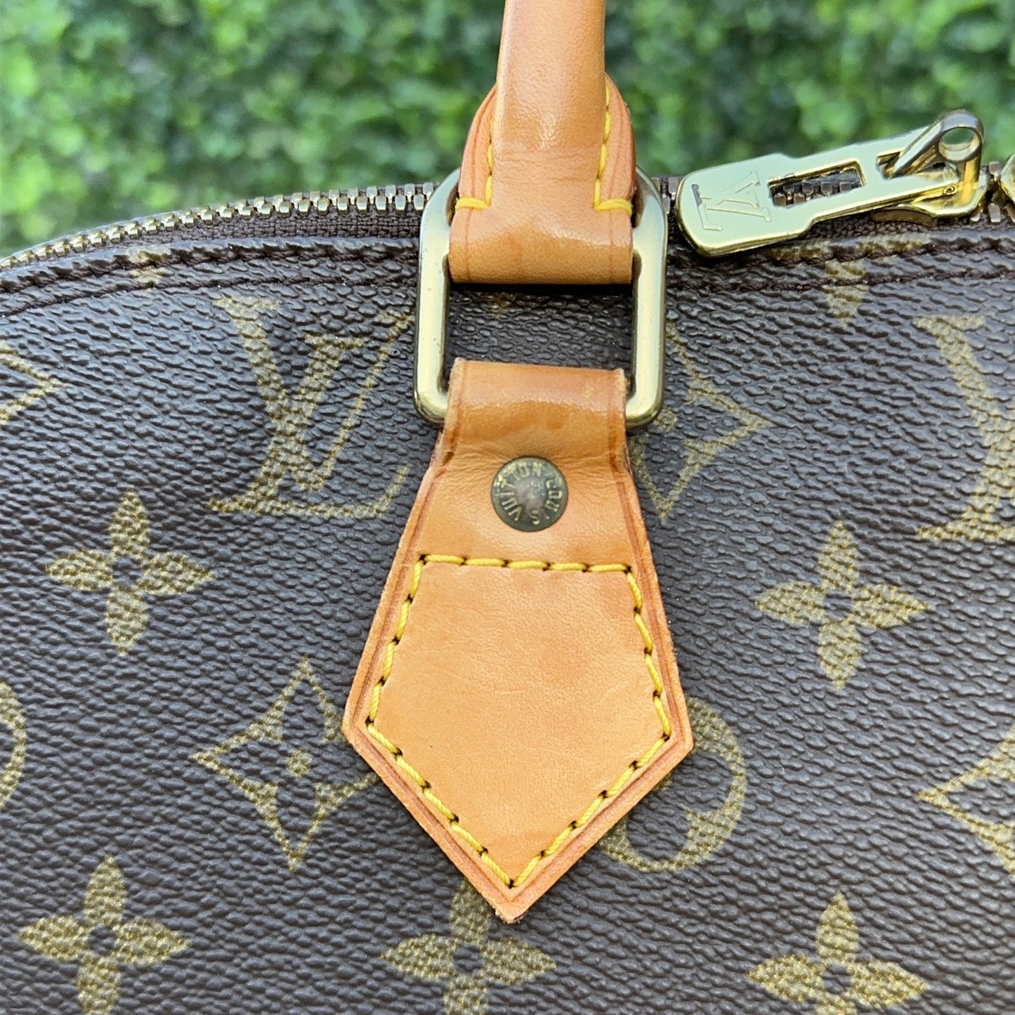 Louis Vuitton Alma PM