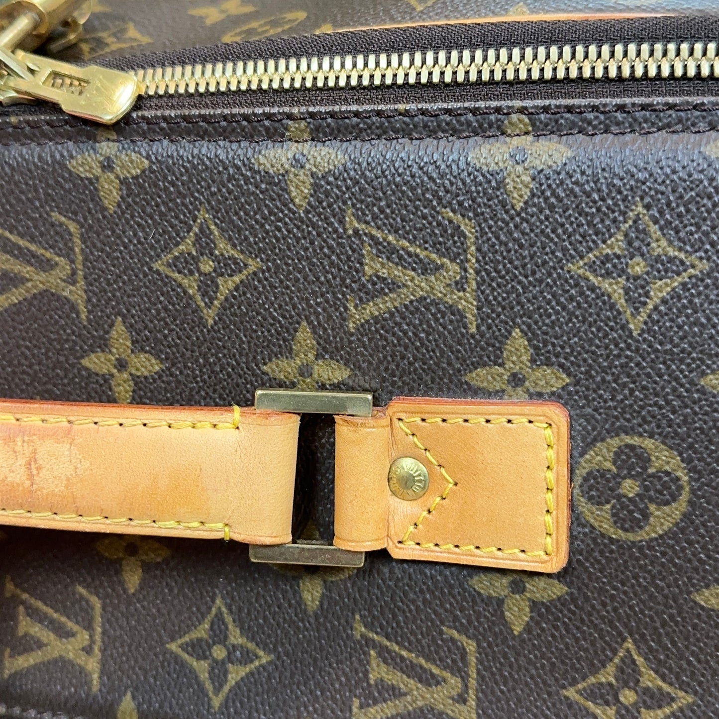 Louis Vuitton Monogram Packall PM