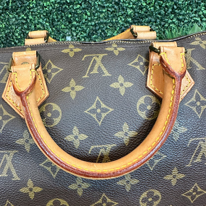 Louis Vuitton Speedy 40 Monogram Canvas