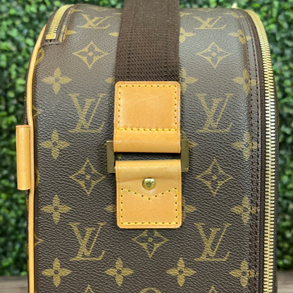 Louis Vuitton Monogram Packall PM