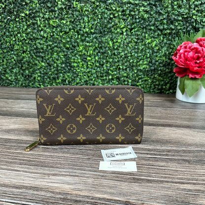 Louis Vuitton Monogram Organizer Zip Wallet