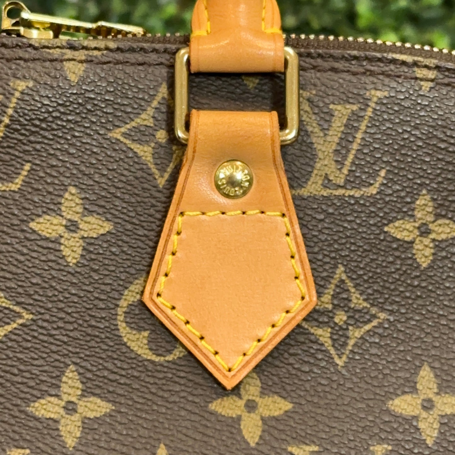 Louis Vuitton Alma PM