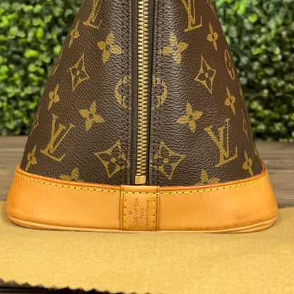 Louis Vuitton Alma PM