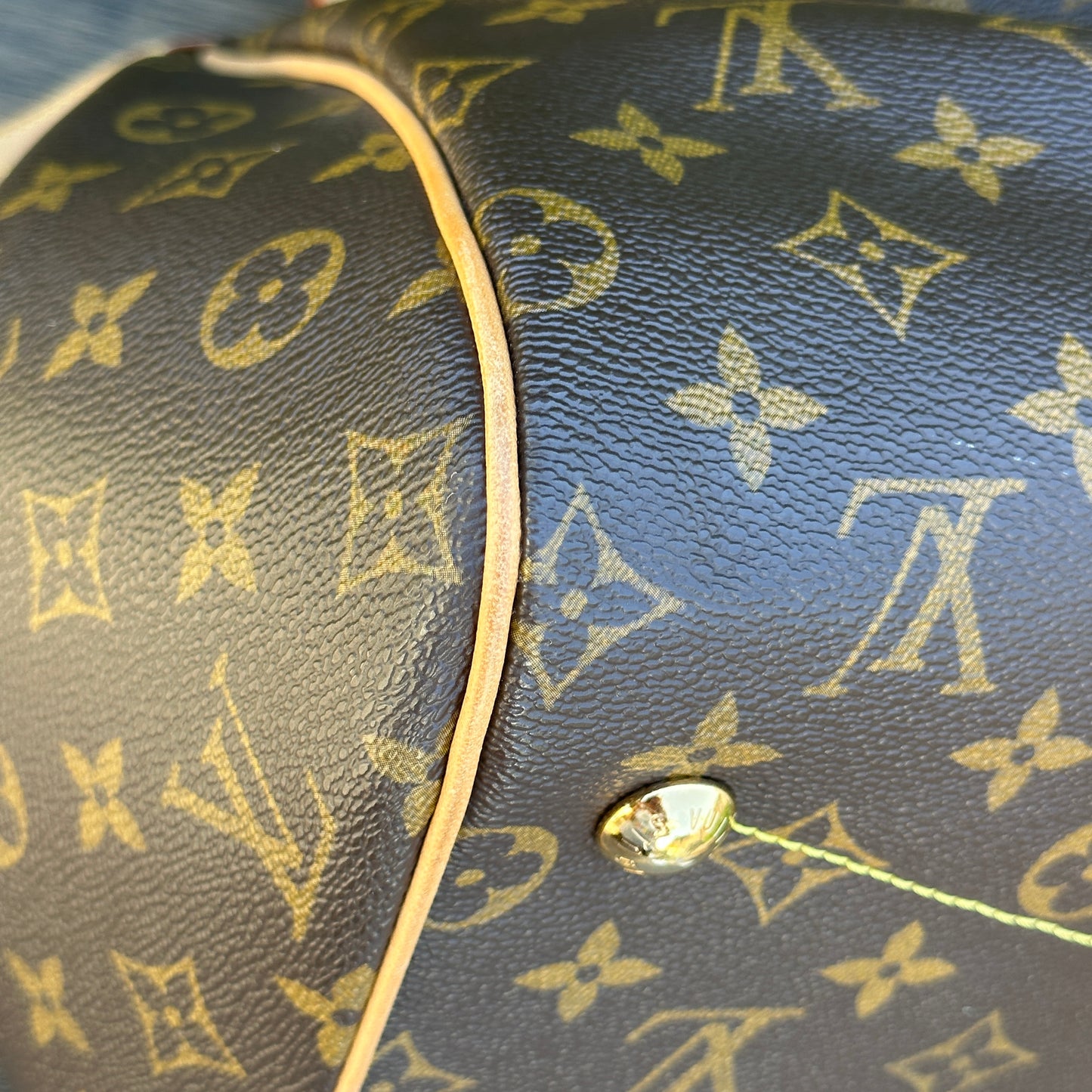 Louis Vuitton Tivoli GM Monogram Canvas