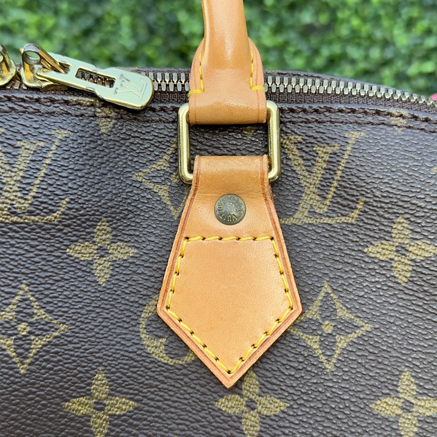 Louis Vuitton Alma PM