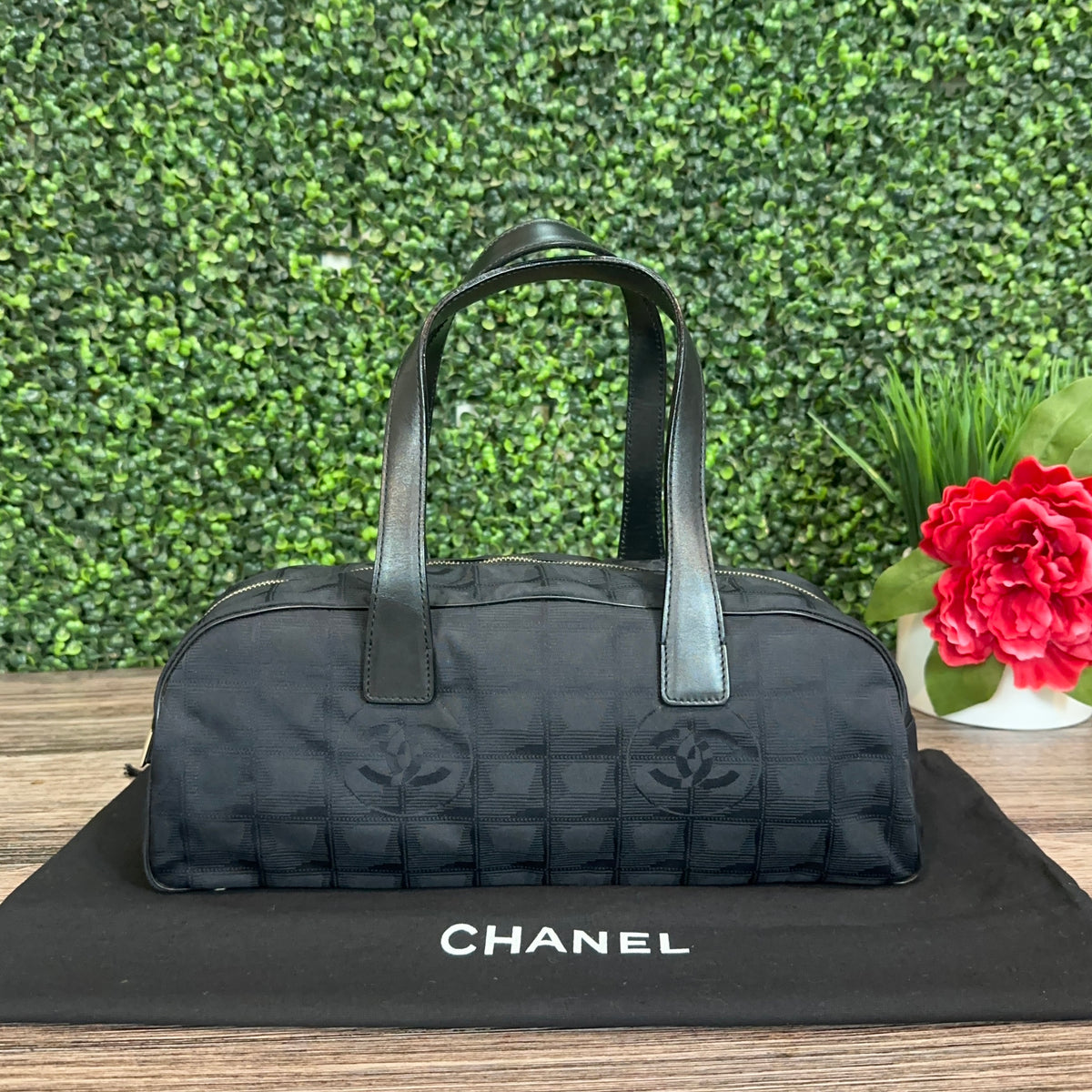 chanel pink tote canvas