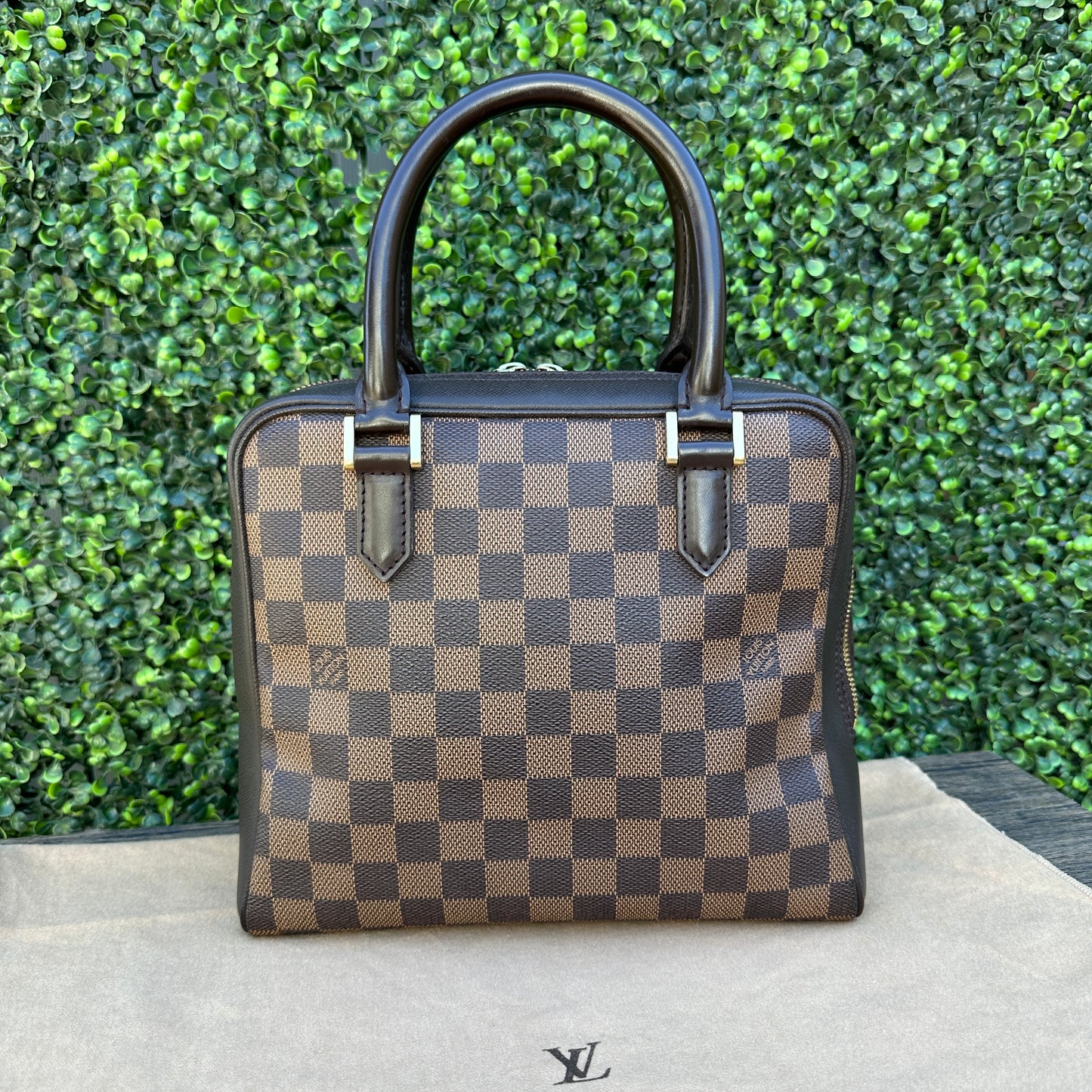 LOUIS VUITTON Damier Ebene Brera