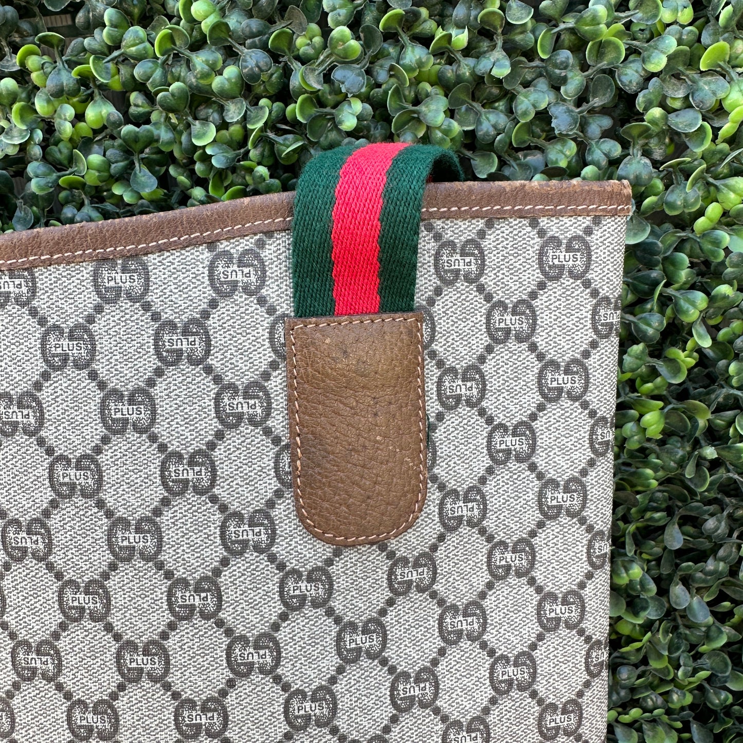 Gucci Plus Vintage Tote With Pouch