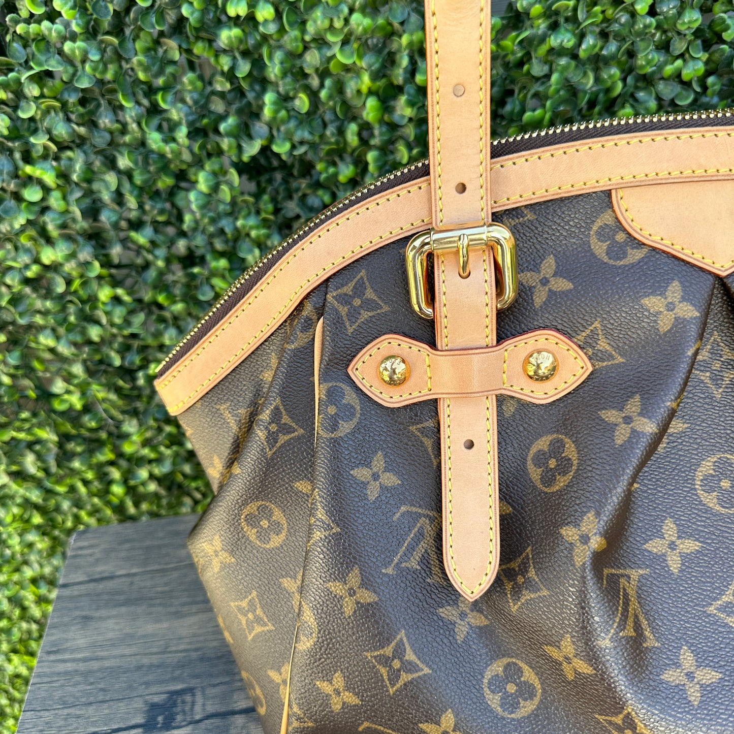 Louis Vuitton Tivoli GM Monogram Canvas