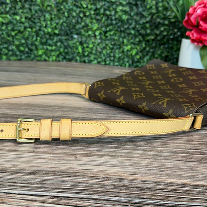 Louis Vuitton Musette Salsa Shoulder Bag