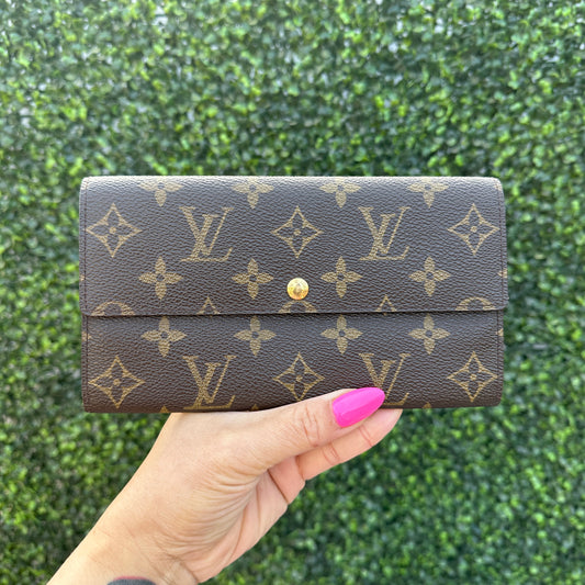 Louis Vuitton Vintage Sarah Wallet Monogram