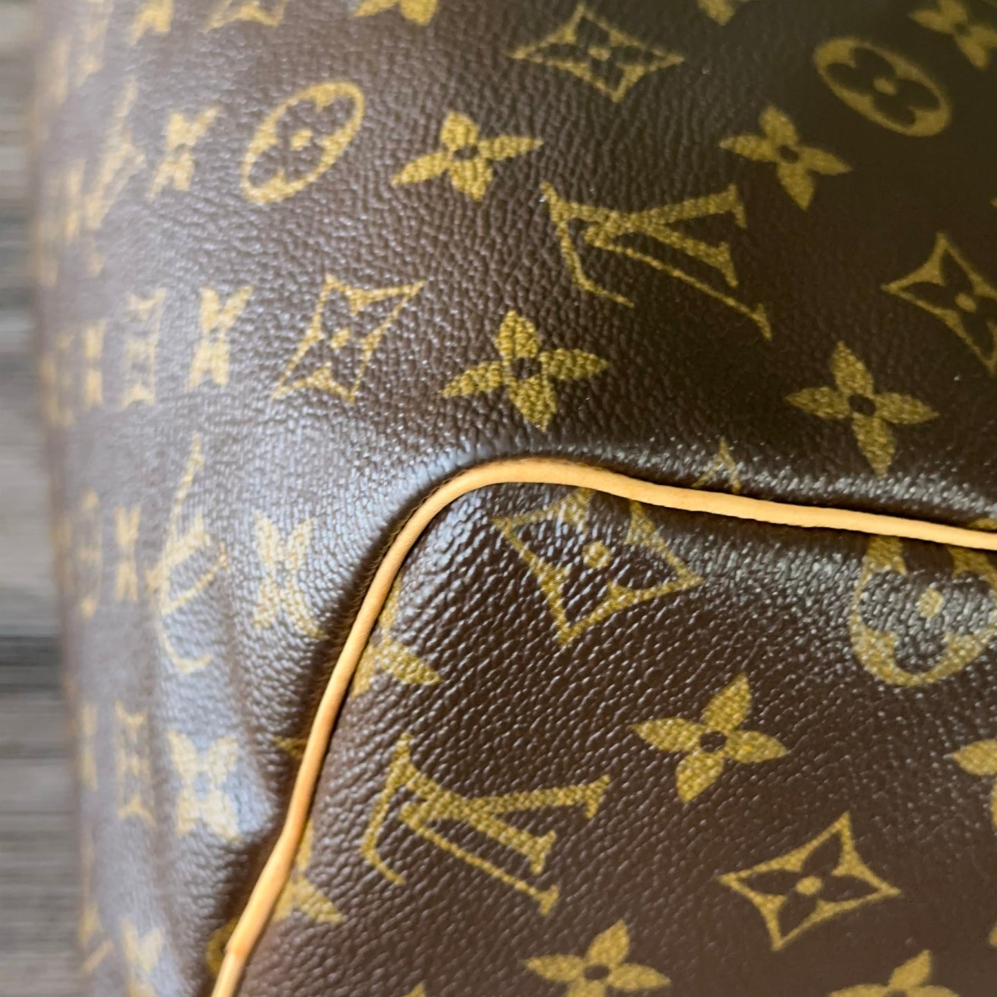 LOUIS VUITTON MONOGRAM CANVAS SPEEDY 30