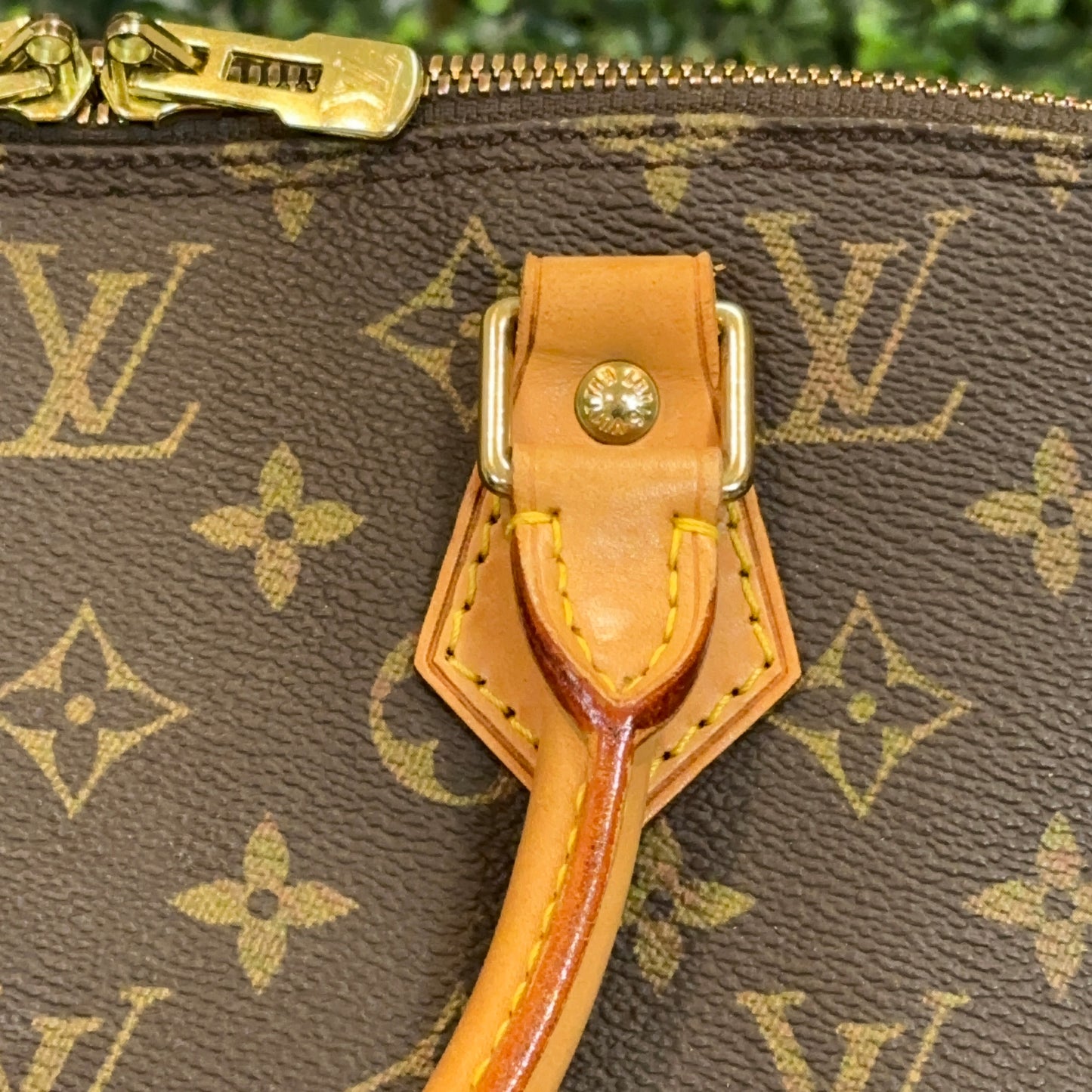 Louis Vuitton Alma PM