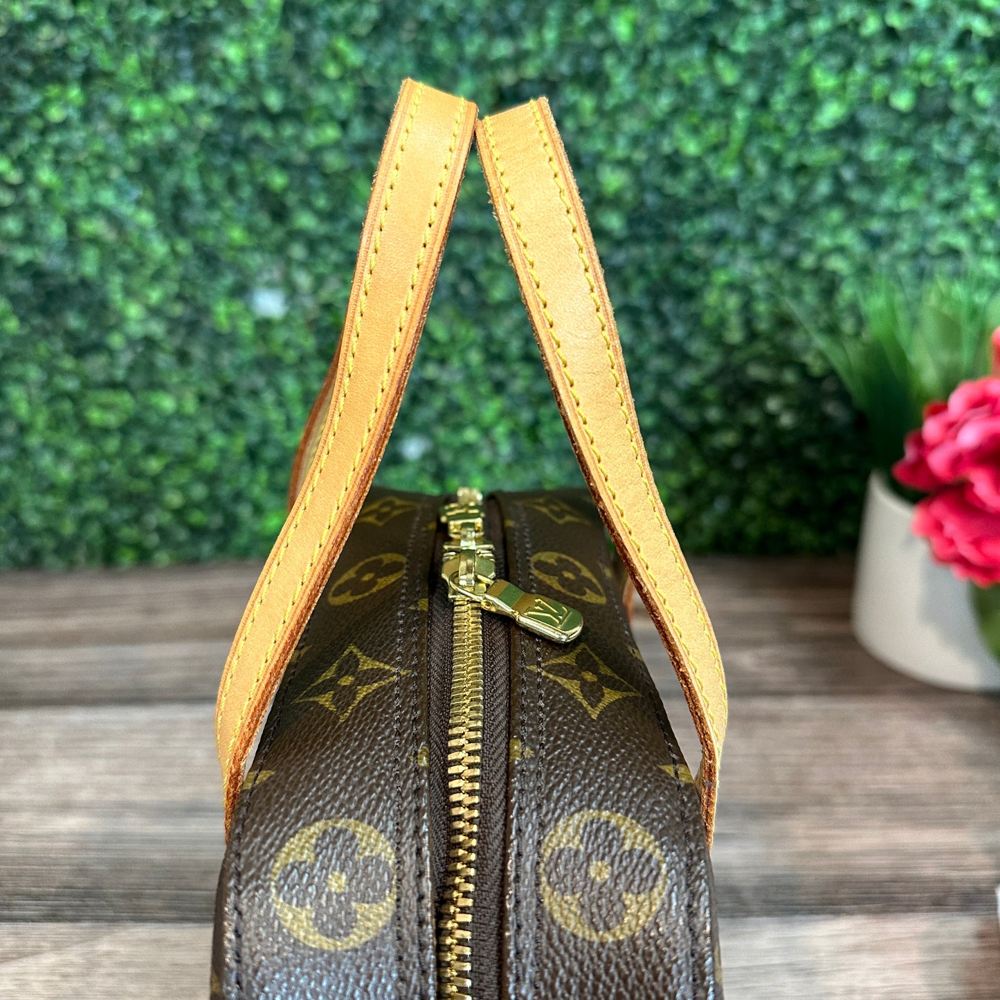 Louis Vuitton Spontini