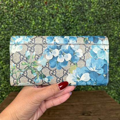 Gucci GG Supreme/Blue Blooms Long Continental Wallet