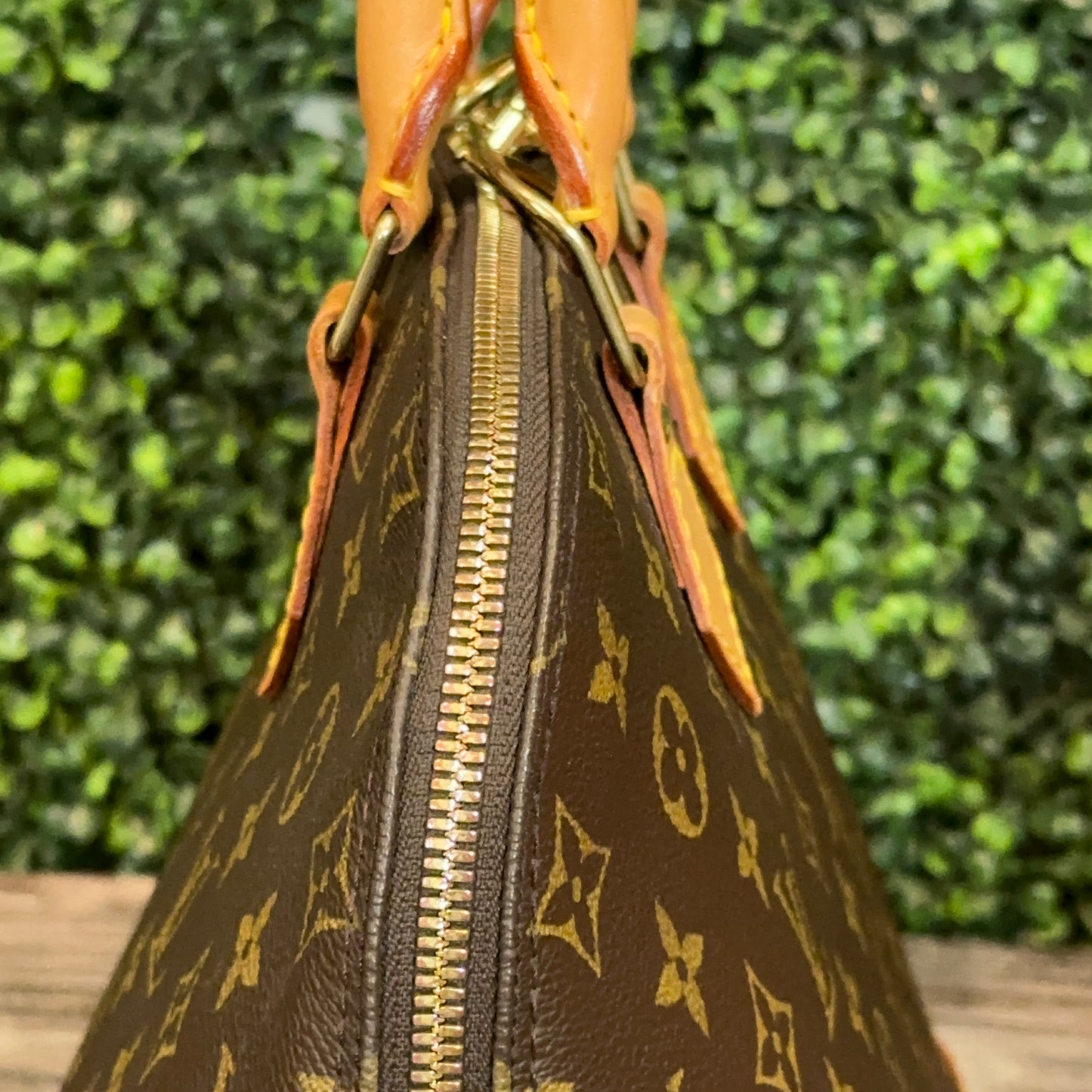 Louis Vuitton Alma PM