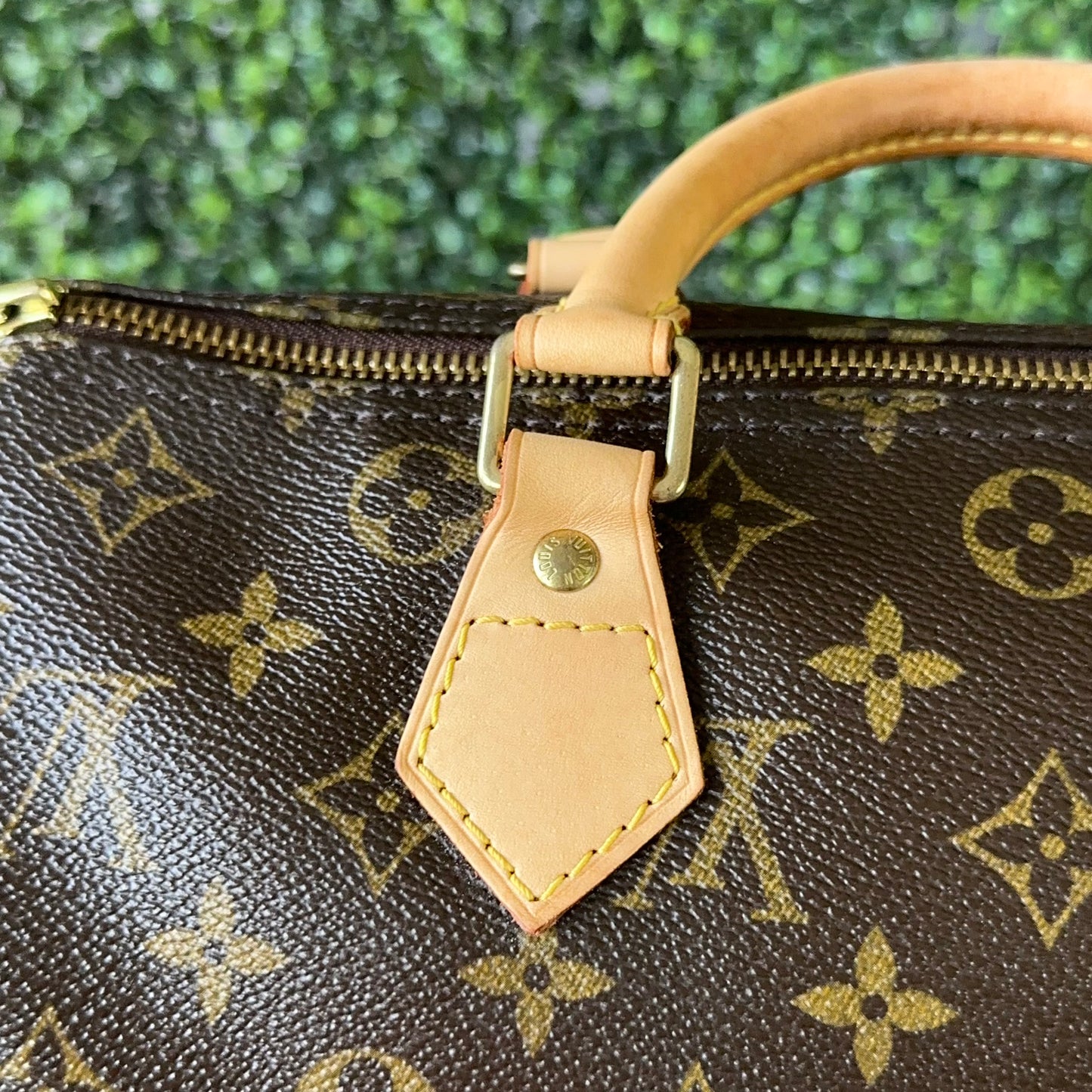 LOUIS VUITTON MONOGRAM CANVAS SPEEDY 30