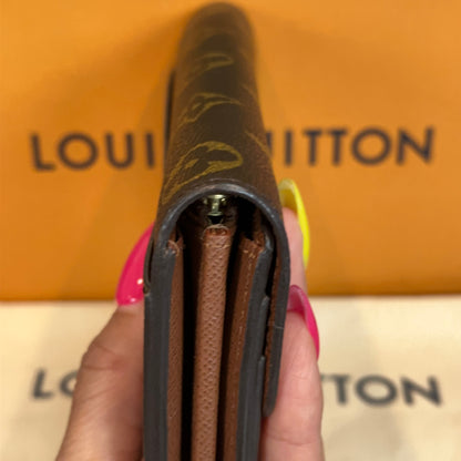 Louis Vuitton Sarah Wallet