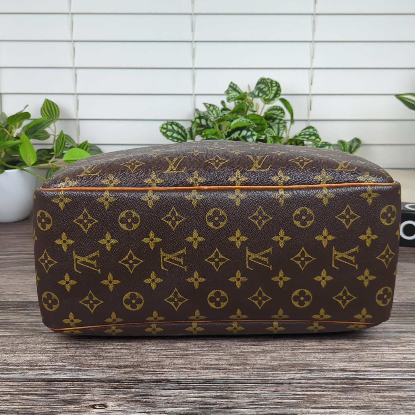 Louis Vuitton Deauville Monogram