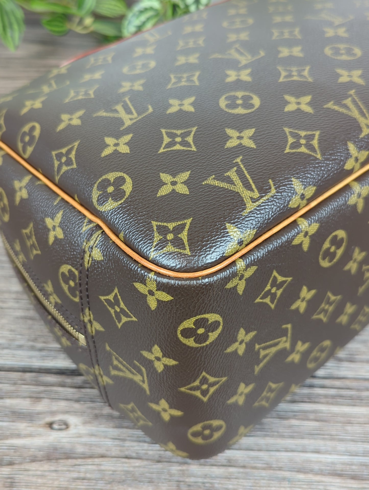 Louis Vuitton Deauville Monogram