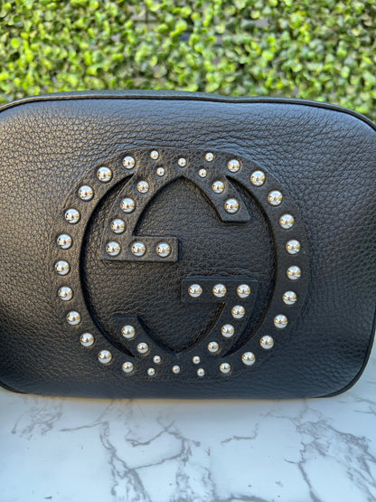 GG Black Pebbled Leather Studded Soho Disco Bag