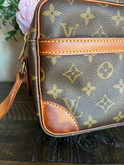 Trocadero 23 Monogram Crossbody Bag