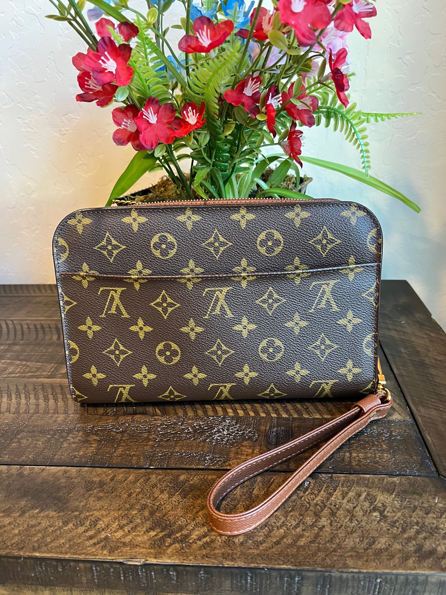 Pochette Orsay Clutch Monogram Canvas