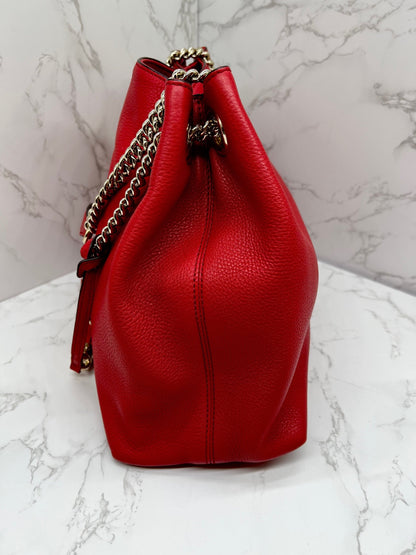 GG Medium Soho Double Chain Pebbled Leather Red