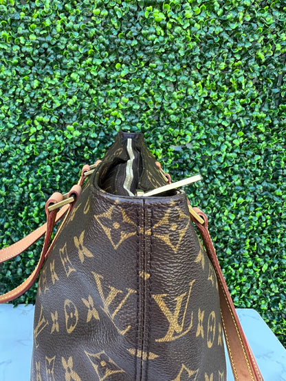 Monogram Canvas Cabas Mezzo Tote