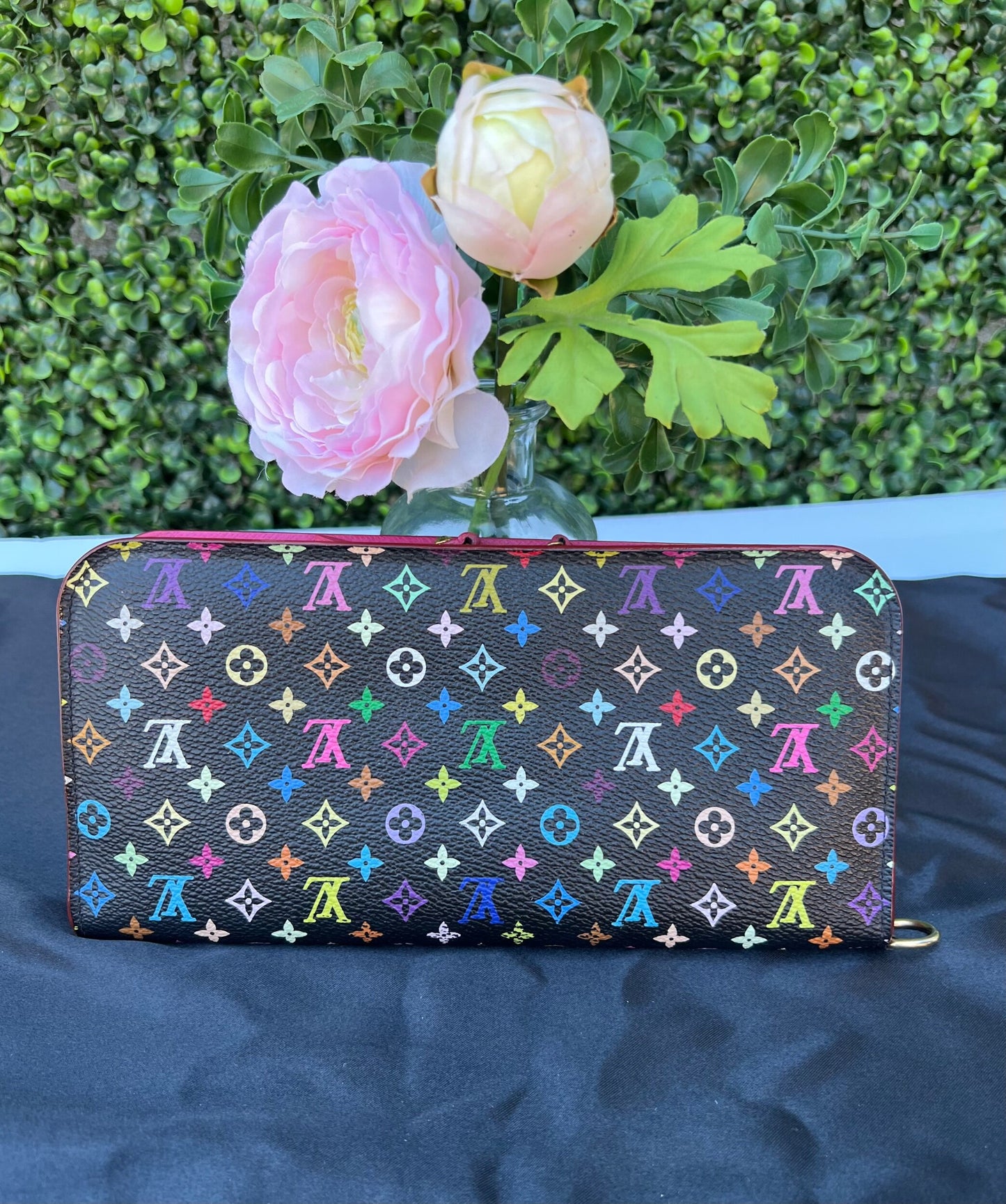 Insolite Black Multicolor Monogram Wallet in Grenade(Hot Pink)