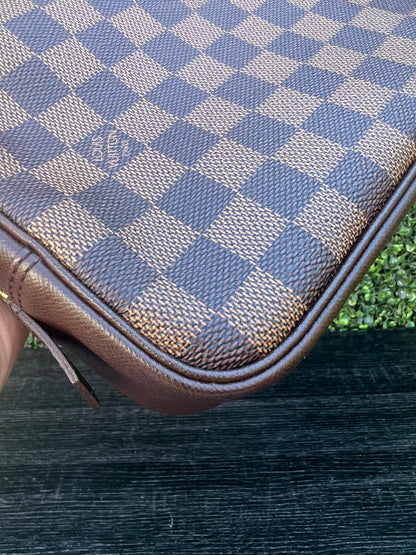 Toiletry Damier Pouch GM