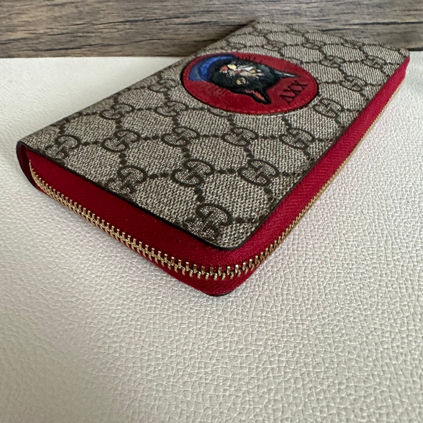 Mystic Cat GG Supreme Zip Around Wallet Beige