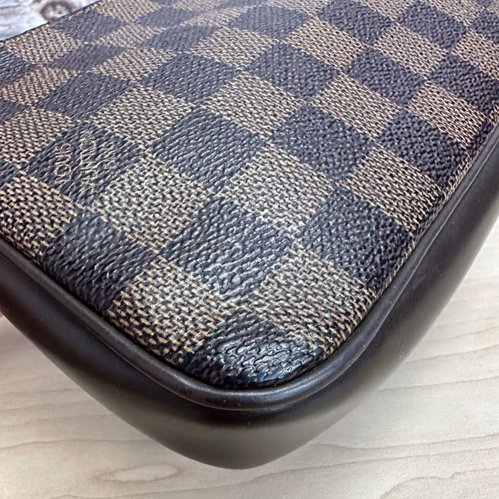 Damier Ebene Navona Pochette Accessories– Pom's ReLuxed